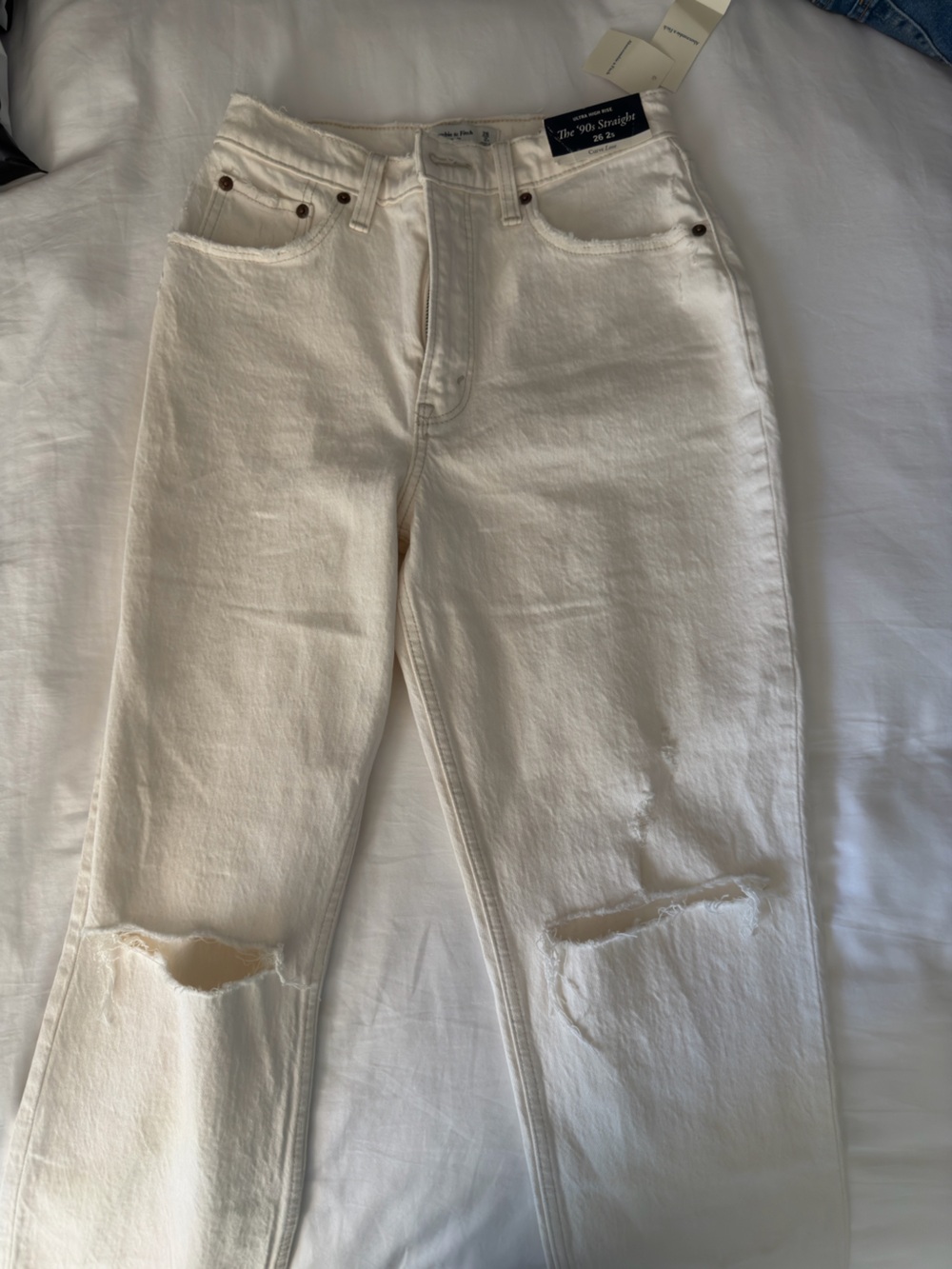 Abercrombie & Fitch Off-White 90s Straight Jeans